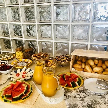 게스트하우스 Timona Confort 3*